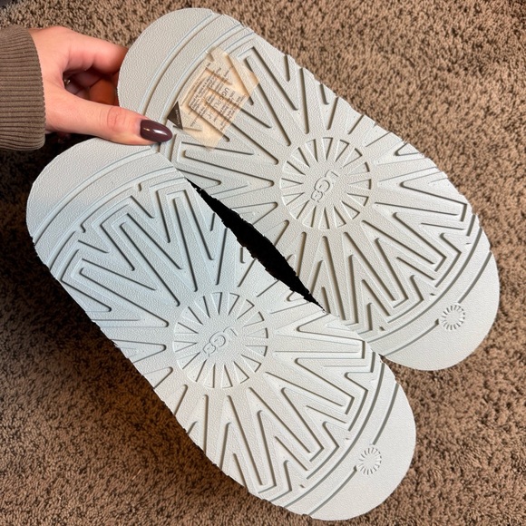 SOLD - Picture 9 of 11